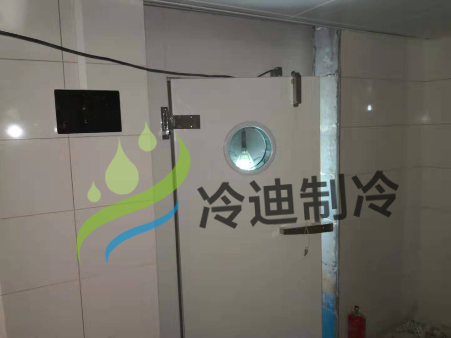 速凍庫(kù)的儲(chǔ)存特點(diǎn)？以及速凍冷庫(kù)的保養(yǎng)維護(hù)？(圖1)