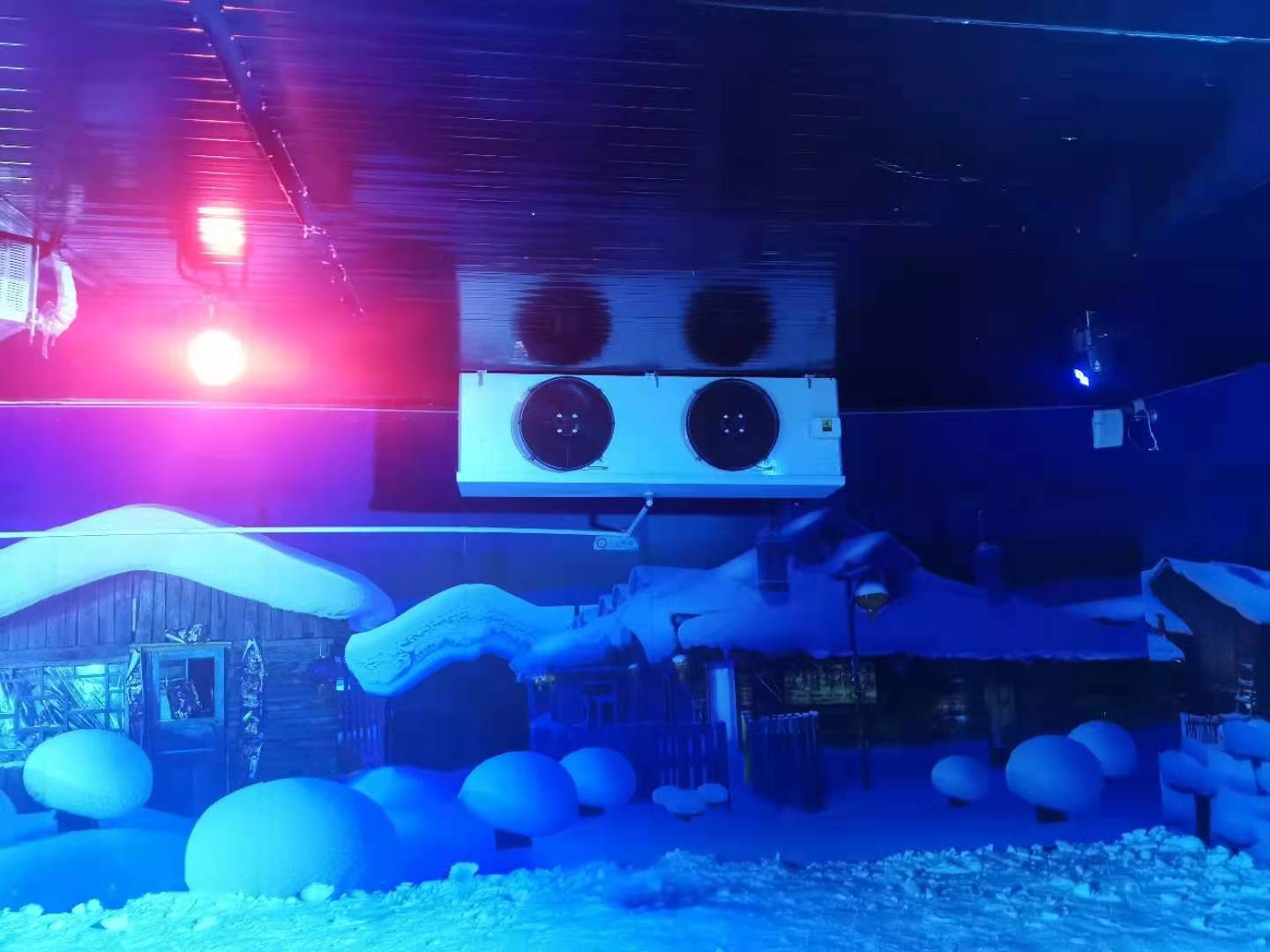 滑雪場(chǎng)，室內(nèi)冰雪世界冷庫歡樂谷建造
